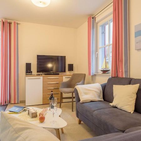 Strandhaus Lucky, Sauna, Garten, Kamin, Strandnah Glowe Luaran gambar